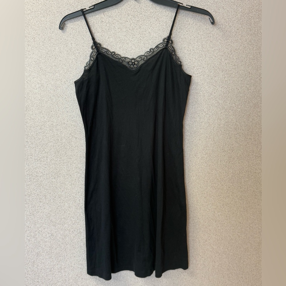 Hanro of Switzerland women size Small Black‎ Lace Slip Up Dress nightgown black